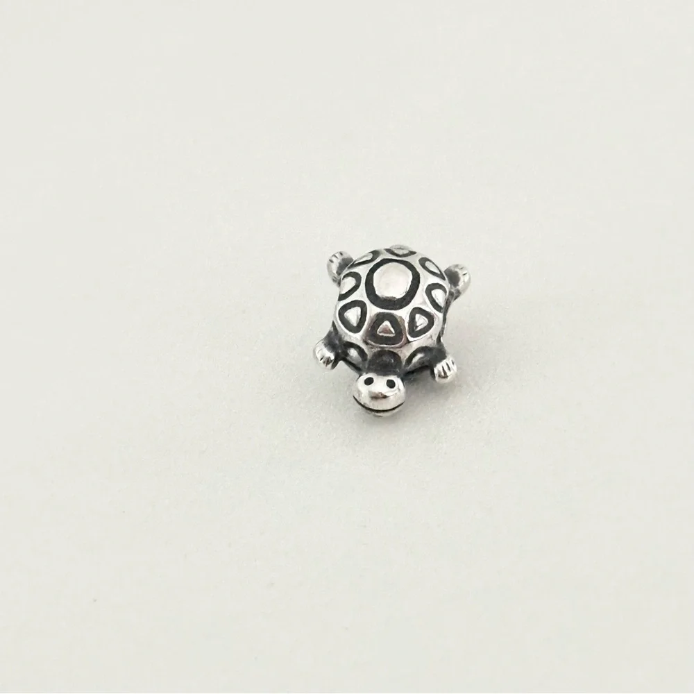 Pandora Cute Smiling Turtle Animal Retired Bead Charm